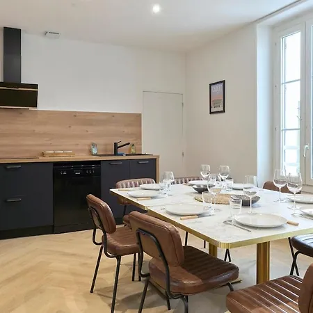 La Septième Scène - Netflix Et Appartement